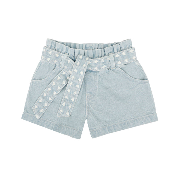 Jenest denim short voor meisjes met licht gewassen look en zwaluwprint | Julie Shorts Light Wash | verkrijgbaar bij Little Fashion Addict