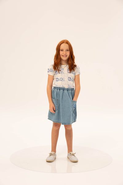 Denim Gathered Skirt Washed Denim van Wander & Wonder met een speelse pasvorm en achterzakken. | Verkrijgbaar bij Little Fashion Addict