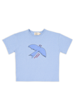 Tiago Bird T-shirt Mist van Wander & Wonder in lichtblauw met Tiago vogelprint. Unisex T-shirt voor jongens en meisjes. | Verkrijgbaar bij Little Fashion Addict