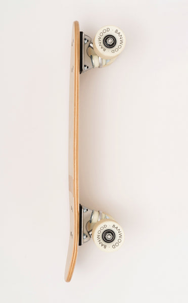 Banwood Skateboard - Crèmekleurig skateboard voor kinderen vanaf 3 jaar - Verkrijgbaar bij Littlefashionaddict.com