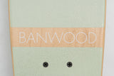 Banwood Skateboard - Muntgroen skateboard voor kinderen vanaf 3 jaar - Verkrijgbaar bij Littlefashionaddict.com