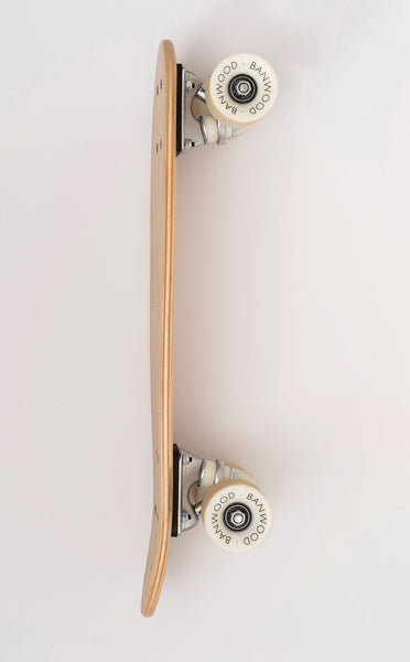 Banwood Skateboard - Natuurkleurig skateboard voor kinderen vanaf 3 jaar - Verkrijgbaar bij Littlefashionaddict.com