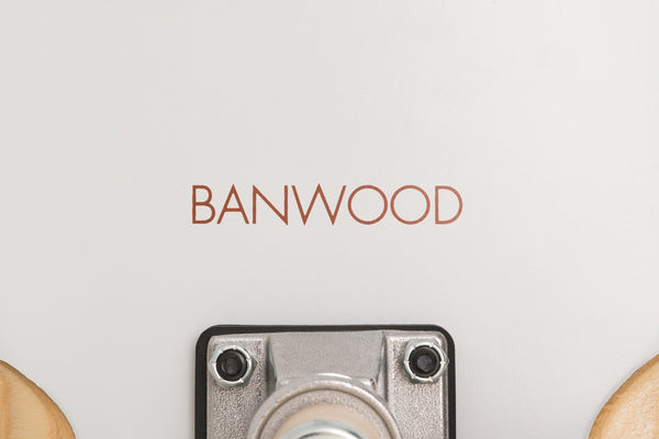 Banwood Skateboard - Wit skateboard voor kinderen vanaf 3 jaar - Verkrijgbaar bij Littlefashionaddict.com
