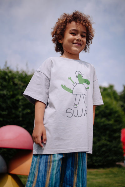 Daily Brat SWAG T-shirt grijs met krokodilprint voor jongens | Daily Brat SWAG T-shirt Dapple Gray - Verkrijgbaar bij Little Fashion Addict