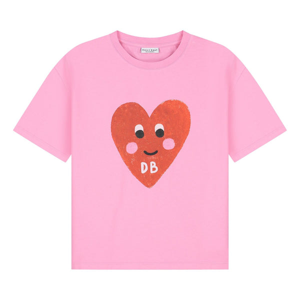 Roze meisjes t-shirt van Daily Brat met grote rode hartprint | Peatty Heart T-shirt Pink Cosmos van Daily Brat - Verkrijgbaar bij Little Fashion Addict