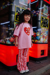 Daily Brat Adore flared broek in lichtroze met uitlopende pijpen | Adore Flared Pants Hickory Brown - Verkrijgbaar bij Little Fashion Addict