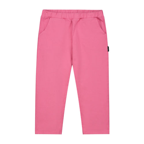 Roze Meisjesbroek met hartvormige zakken en elastische tailleband van Daily Brat | Heart Stopper Pants Fruit Dove | Verkrijgbaar bij Little Fashion Addict