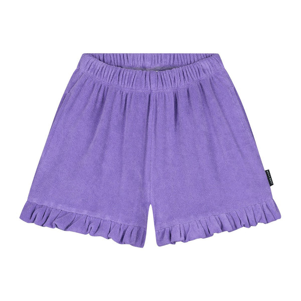 Daily Brat lila badstof short met ruffles voor meisjes | Daily Brat Suzy Shorts Paisley Purple - Verkrijgbaar bij Little Fashion Addict