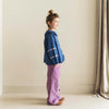 Paarse meisjesbroek van Jenest met elastische tailleband en steekzakken | Cammie Pants Grape Purple | Verkrijgbaar bij Little Fashion Addict