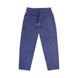 Donkerblauwe jongensbroek van Jenest met rechte pasvorm en koordsluiting | Comfy Chino Night Blue | verkrijgbaar bij Little Fashion Addict