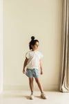 Jenest denim short voor meisjes met licht gewassen look en zwaluwprint | Julie Shorts Light Wash | verkrijgbaar bij Little Fashion Addict
