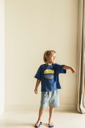 Zomerse jongensshort in light wash denim van Jenest | Knox Shorts Light Wash | verkrijgbaar bij Little Fashion Addict