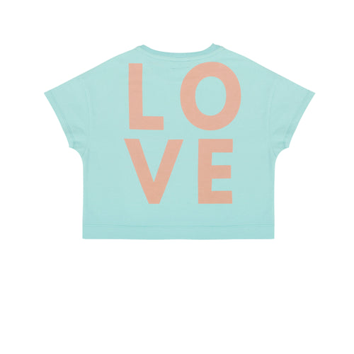 Meisjest-shirt in aqua groen van Jenest met roze LOVE-print op de rug | Livia T-shirt Aqua Green | verkrijgbaar bij Little Fashion Addict