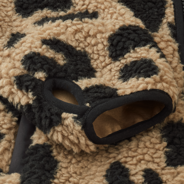Nolan teddy fleece jas voor jongens en meisjes | Nolan Pile Jacket Mega Leo Oat Mix | Ontdek Liewood bij Little Fashion Addict