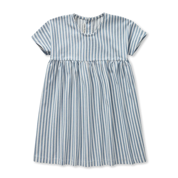 Luchtige zomerjurk met strepen van Sproet & Sprout uit de Champions League of Fun - Verkrijgbaar bij Little Fashion Addict
