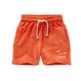 Oranje terry short van Sproet & Sprout voor jongens uit de Champions League of Fun Collectie (SS26) - Verkrijgbaar bij Little Fashion Addict
