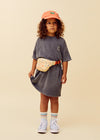 Sportsokken in off-white met blauwe strepen van Sproet & Sprout, unisex model | Uit de Champions League of Fun