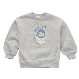 Lichtgrijze unisex sweater met Space Cat print van Sproet & Sprout | Sweatshirt Space Cat Grey Melee | A Cosmic Romance collectie
