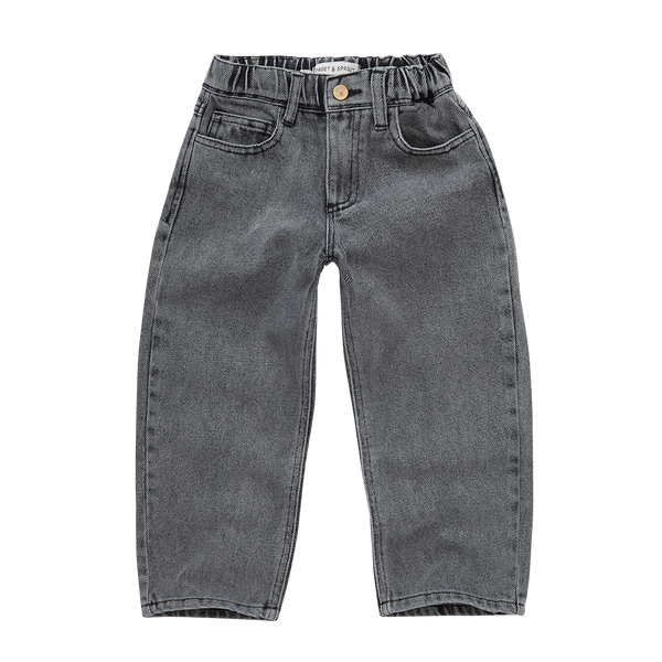 Zwarte denim broek voor jongens en meisjes van Sproet & Sprout – vooraanzicht | Sproet & Sprout Denim Pants Washed Black | Verkrijgbaar bij Little Fashion Addict
