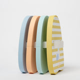 Sunnylife rugdrijver Sid the Seagull in geel en blauw – zwemhulp voor kinderen van 3 tot 6 Jaar | Ontdek Sunnylife bij Little Fashion Addict