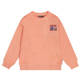 Zalmkleurige jongenssweater met surfprint van Tumble ’n Dry | Alice Springs sweater Tumble 'n Dry - verkrijgbaar bij Little Fashion Addict