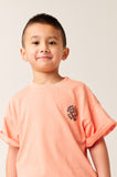 Oranje jongens T-shirt met surfprint van Tumble ’n Dry | Coral Bay T-shirt van Tumble 'n Dry - Verkrijgbaar bij Little Fashion Addict
