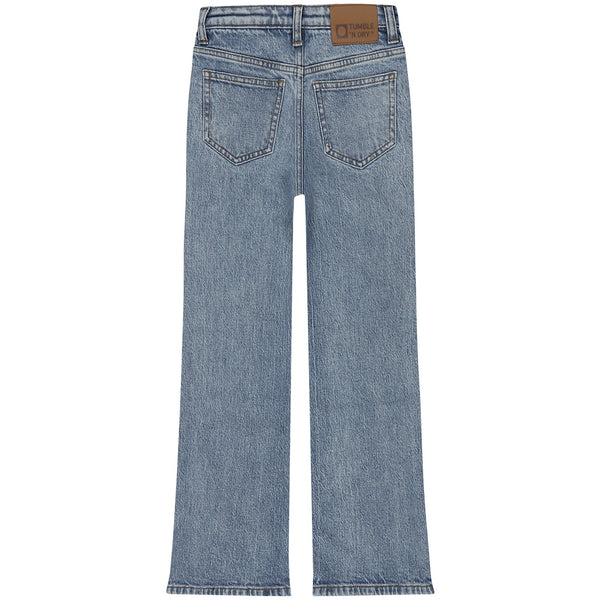 Meisjesjeans in lichtblauwe stonewashed denim met wide-leg pasvorm van Tumble ’n Dry. Trendy en comfortabel, ideaal voor school of vrije tijd.