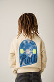 jongenstrui met skateboardprint van Tumble ’n Dry | Deck Sweater Off white Melange | Ontdek Tumble 'n Dry bij Little Fashion Addict