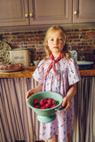 Lila jurkje van Wander & Wonder met bloemenprint en flutter mouwen voor meisjes. | Bryony Dress Lila disty | Verkrijgbaar bij Little Fashion Addict