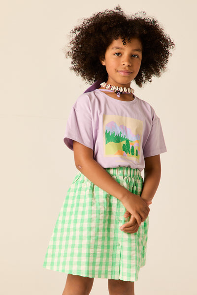 Meisjesrok van Wander & Wonder met jadegroene ruitjesprint en elastische taille. | Sun Skirt Gingham | Verkrijgbaar bij Little Fashion Addict
