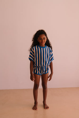 Combi Romy Dolce Vita Stripes | Playsuit met blauwe en roze strepen en elastische taille | Little Fashion Addict