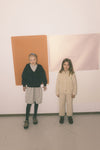 We Are Kids corduroy broek voor meisjes in neutrale beige kleur. | Verkrijgbaar bij Litte Fashion Addict