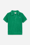 We Are Kids Polo Leonard Terry Real Green – Sportieve polo voor jongens en meisjes in real green, gemaakt van biologisch katoen | Verkrijgbaar bij Little Fashion Addict