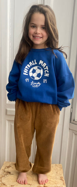 Sweater Tony Football in midnight blue met voetbalprint voor jongens en meisjes van We Are Kids | Ontdek We Are Kids bij Little Fashion Addict