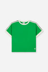 T-shirt Tee Taylor Vibrant Green van We Are Kids voor jongens met groene short. | Tee Taylor Vibrant Green van We Are Kids - Verkrijgbaar bij Little Fashion Addict.