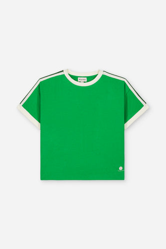 T-shirt Tee Taylor Vibrant Green van We Are Kids voor jongens met groene short. | Tee Taylor Vibrant Green van We Are Kids - Verkrijgbaar bij Little Fashion Addict.