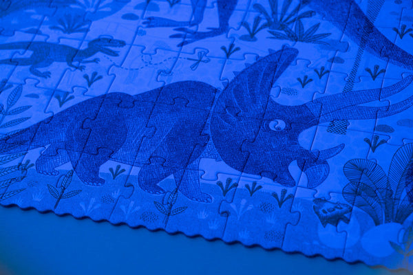 Londji Kinderpuzzel - Puzzel 200 stukken met 2 vergrootglazen  - Discover the dinosaurs - Voor kinderen vanaf 6 jaar - Verkrijgbaar bij Littlefashionaddict.com